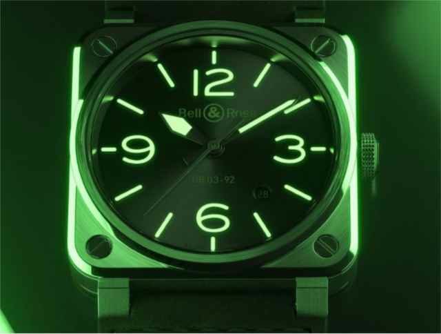 Montres Bell & Ross - Acier