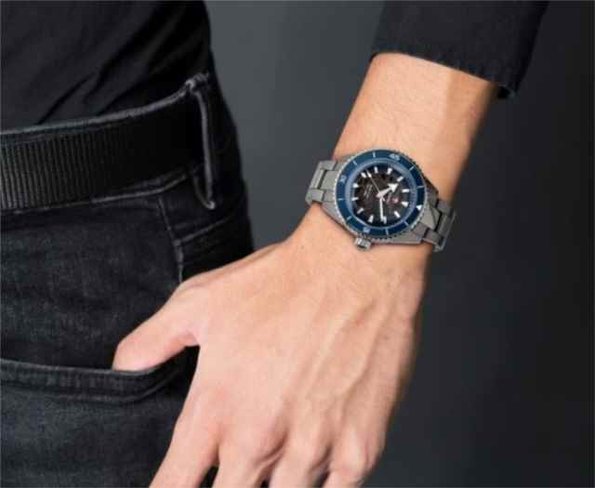 Montres Rado - Acier